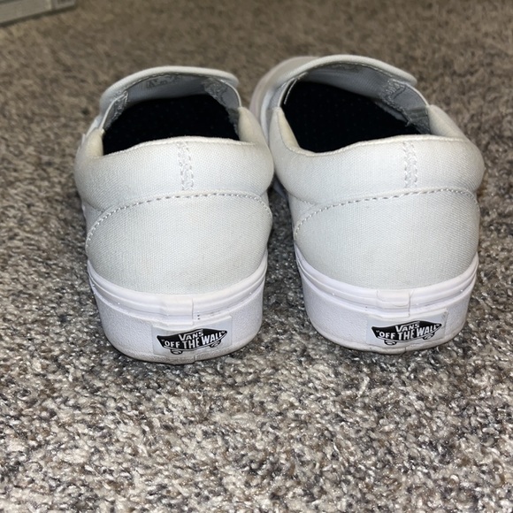 White slip on vans - Picture 5 of 8